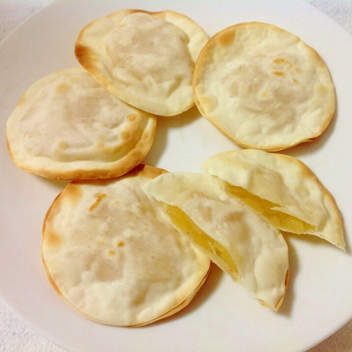 餃子の皮de簡単アップルパイ(o^^o)